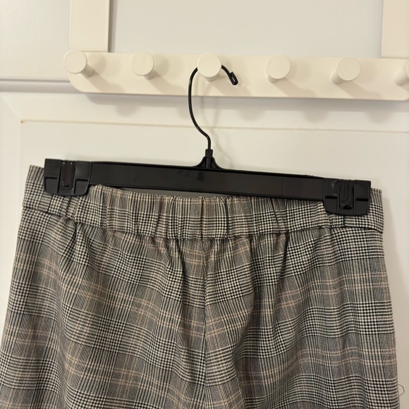 Aritzia Babaton Conan plaid pants size 2 - Picture 2 of 2